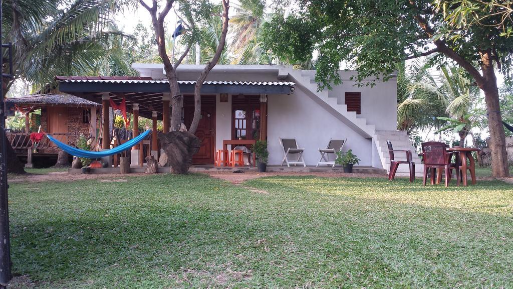 טיסמהרמה Yaye Guest House מראה חיצוני תמונה